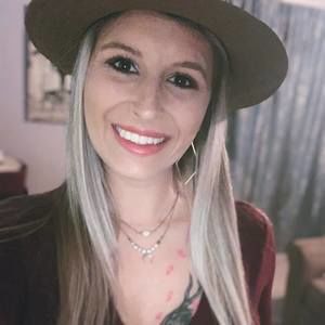 Meet your Posher, Carley